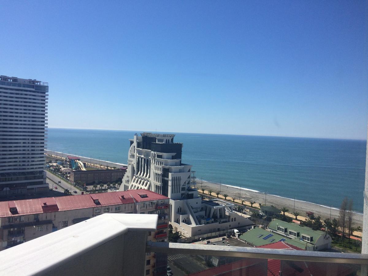 Apartment Selfie Batumi Exterior photo